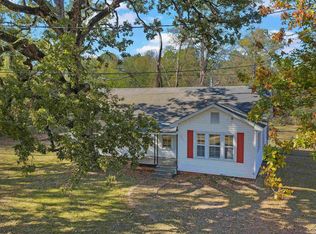 2201 N Main St, Gladewater, TX 75647