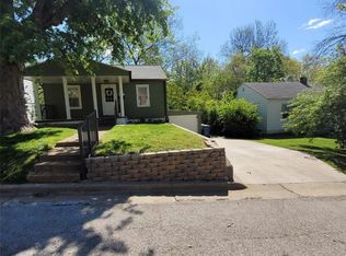 2407 Henderson St, Alton, IL 62002