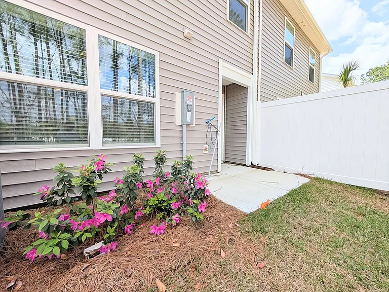 616 Golden Resin Rd — Photo 35