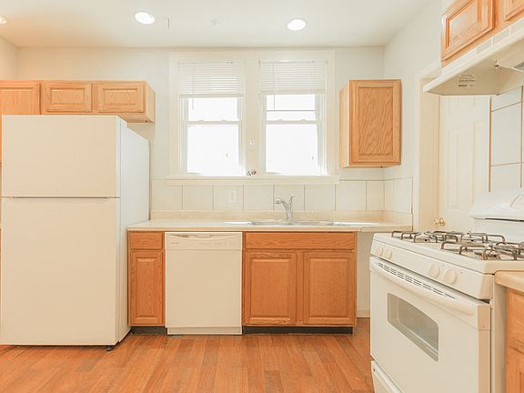 1611 9th Street Kitchen