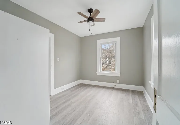 50 Riggs Pl #2 — Photo 17