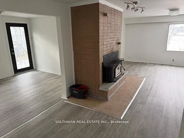 3 bed, $2,600 — Photo 2
