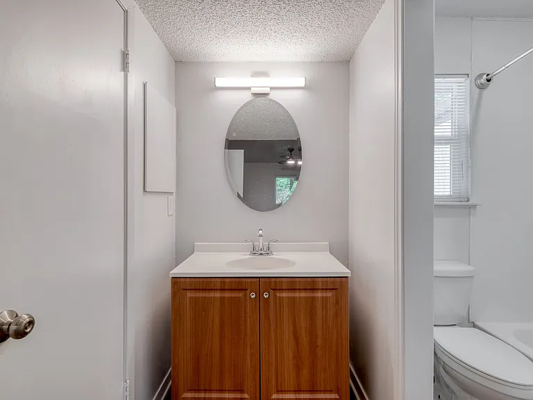 5210 Joe Sayers Ave #E — Photo 18