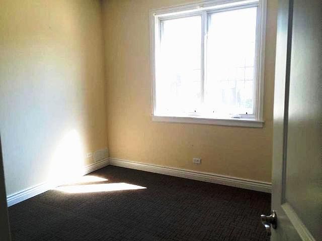 1st image of 646 N Oakley Ave #4
