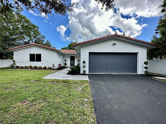 2nd image of 8100 NW 38th St