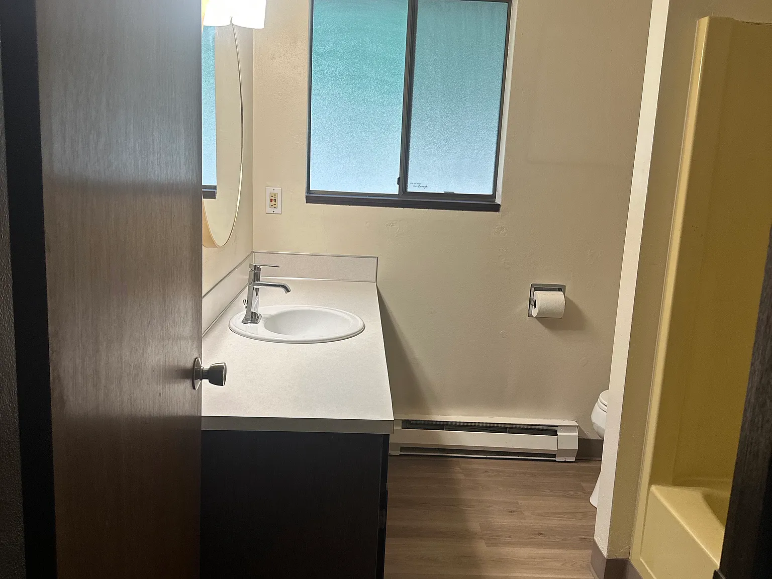 2 bed, 800 sqft, $1,750 — Photo 4
