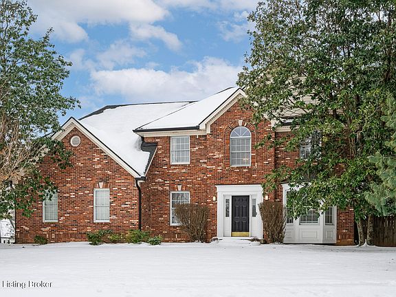 2nd image of 3718 Hunters Ridge Dr