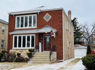 5408 W Sunnyside Ave, Chicago, IL 60630