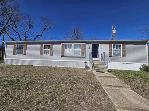 11 Alfred Dr, Browns Mills, NJ 08015