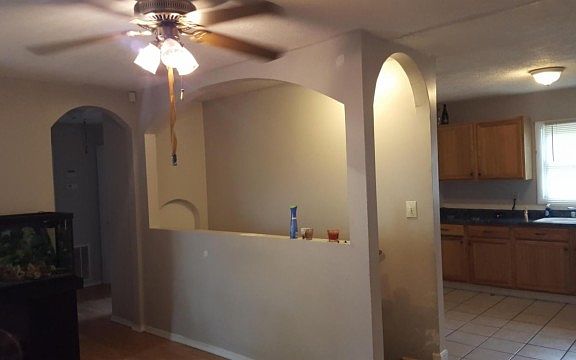 2nd image of 3919 Lilac Ave