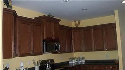 5th image of 208 Bennett Dr