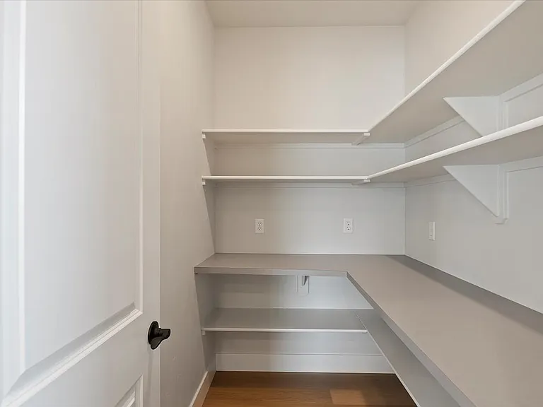 Bradbury Luxury Townhomes — Photo 61