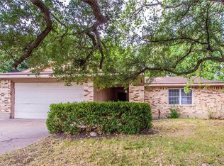 2007 N Lynn St, Taylor, TX 76574