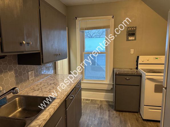 520 1/2 W Elm St #1/2