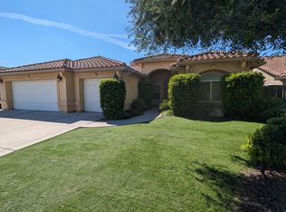 156 Asilomar Dr, Madera, CA 93637