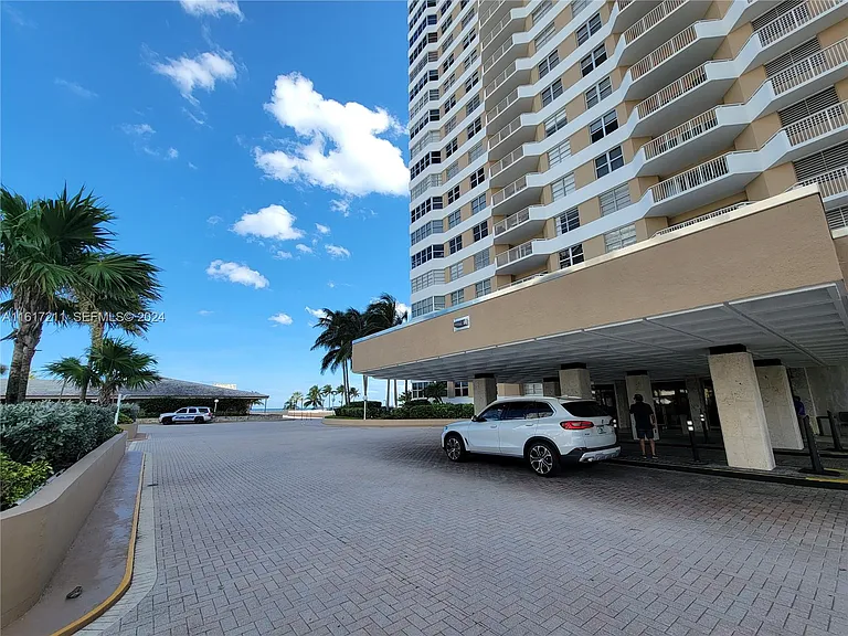 1980 S Ocean Dr #2C — Photo 33