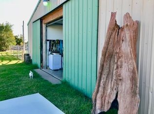 207 & 1/2 N Crater Creek Rd, Cache, OK 73527