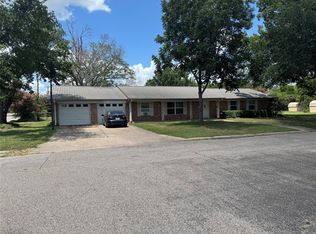 1910 Jefferson St, Commerce, TX 75428