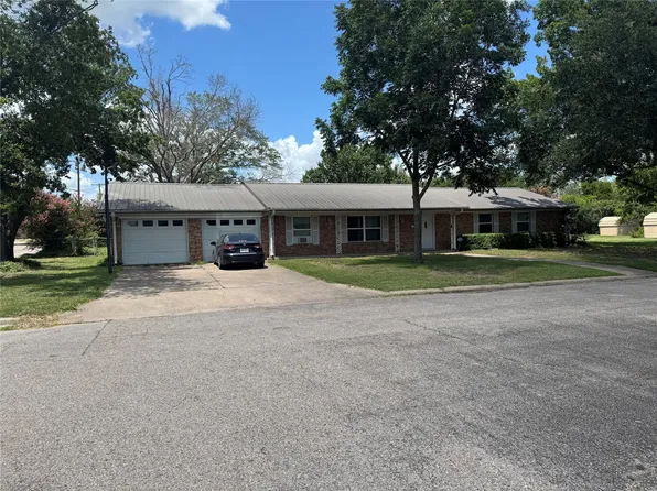 1910 Jefferson St, Commerce, TX 75428