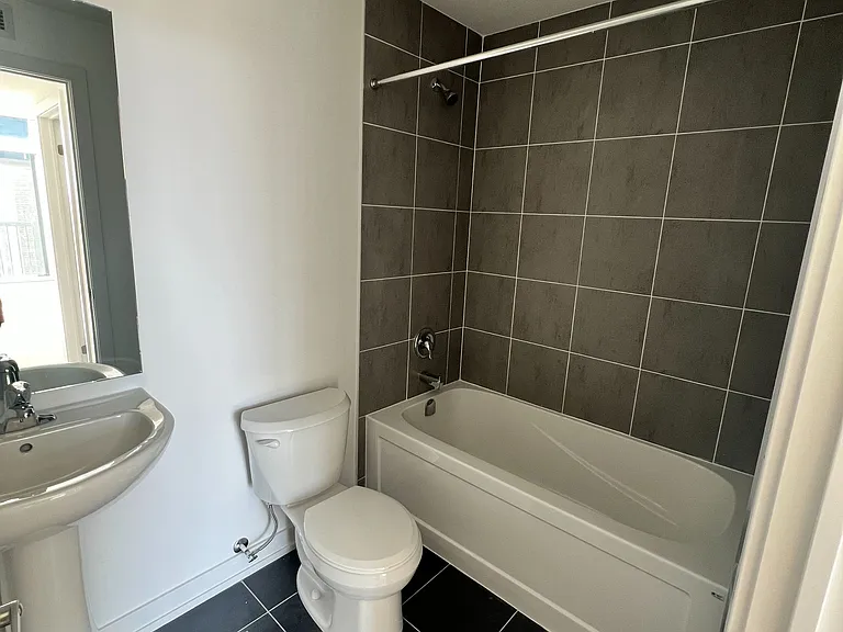184 Angus Dr #3 — Photo 6