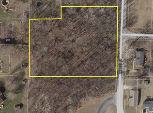 Rhodes St, Rochester, IN 46975