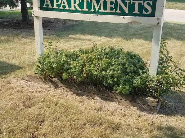 Niebler Properties, 120 Hospital Dr APT 5, Watertown, WI 53098