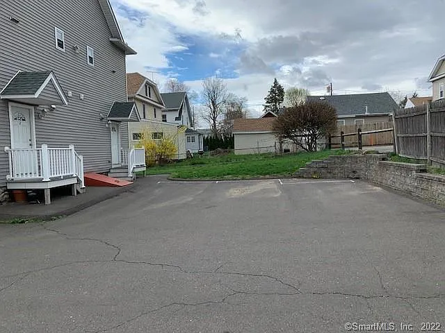 20 Magnolia Ave — Photo 21