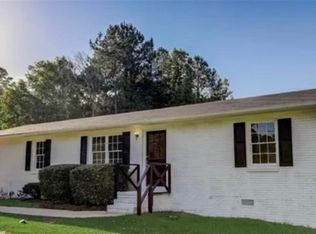 1445 E McIntosh Rd, Griffin, GA 30223