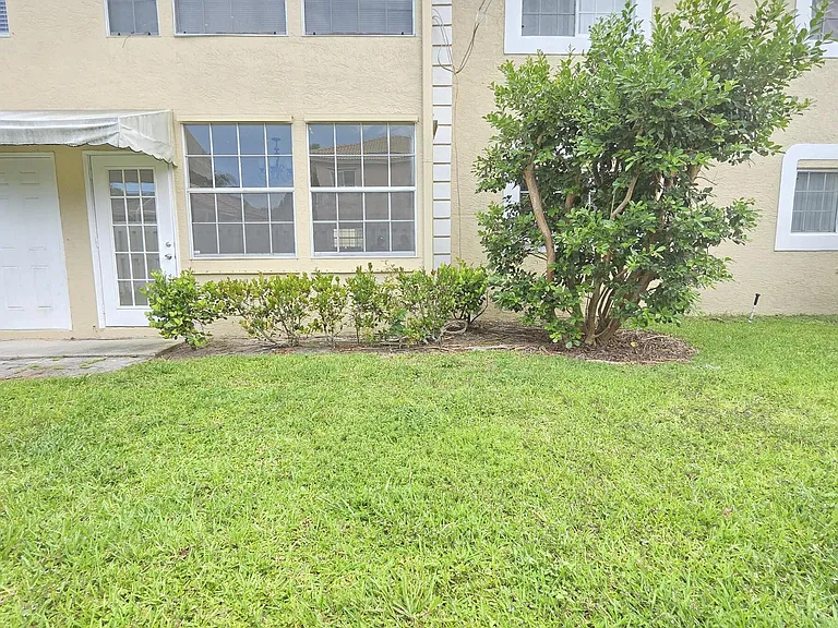 1503 Palm Beach Trace Dr — Photo 18