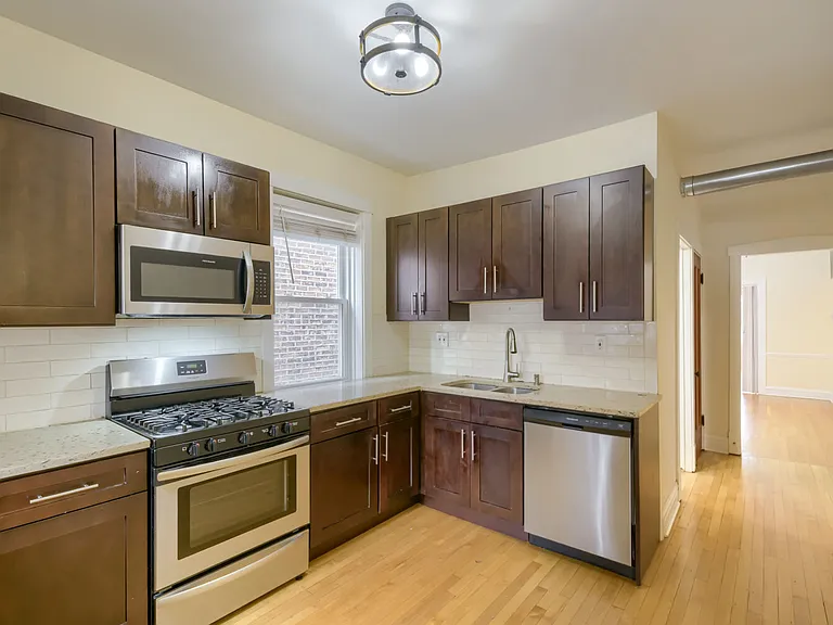 5849 N Maplewood Ave #1 — Photo 10
