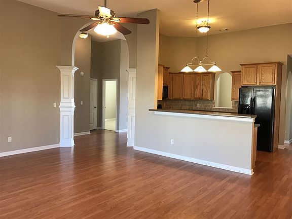 4th image of 1307 Loudon Hill Dr