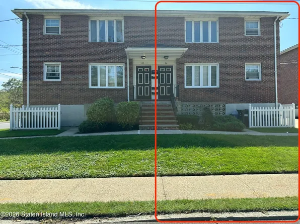 84 Snug Harbor Rd, Staten Island, NY 10310