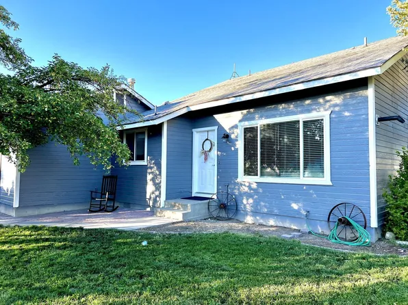 658 Eastlake Dr, Spring Creek, NV 89815