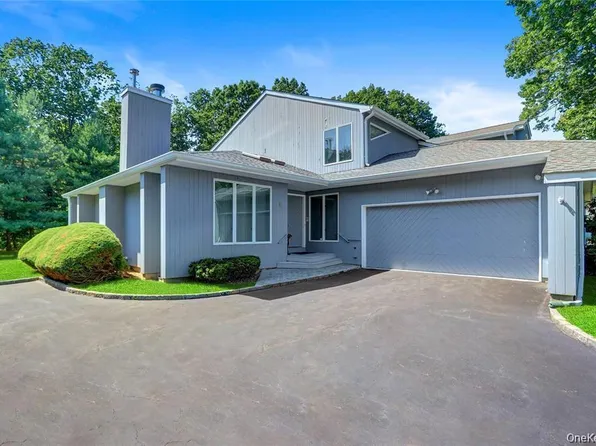 12 Wood Path Drive, Northport, NY 11768