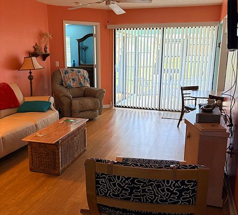 5th image of 17250 Eagle Trce APT 4