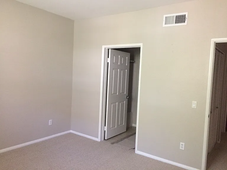 31405 Taylor Ln — Photo 6