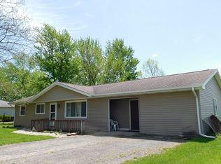 2 Cloverleaf Dr, Wabash, IN 46992