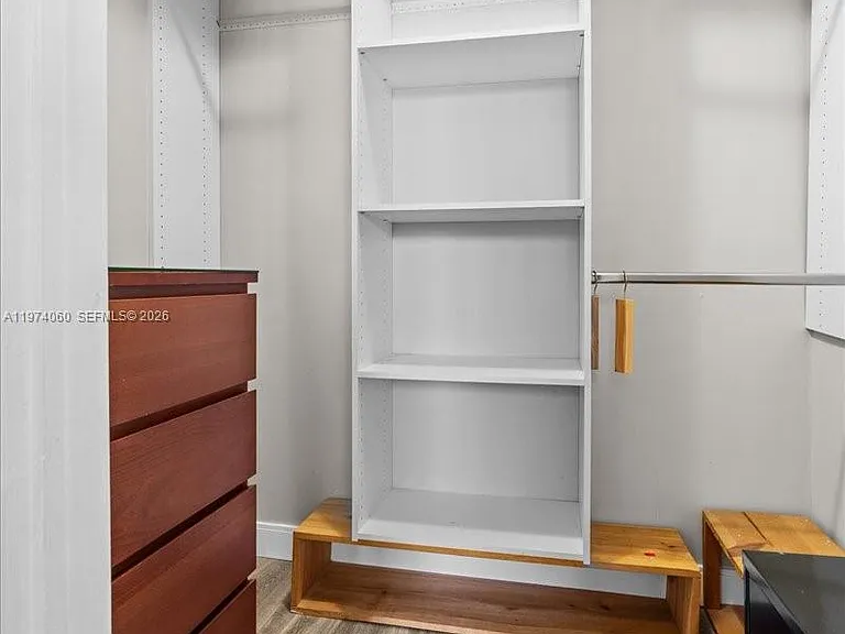 811 S Hollybrook Dr #208 — Photo 24