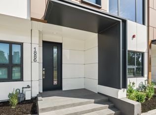 1874 Beaumont St, Dallas, TX 75215