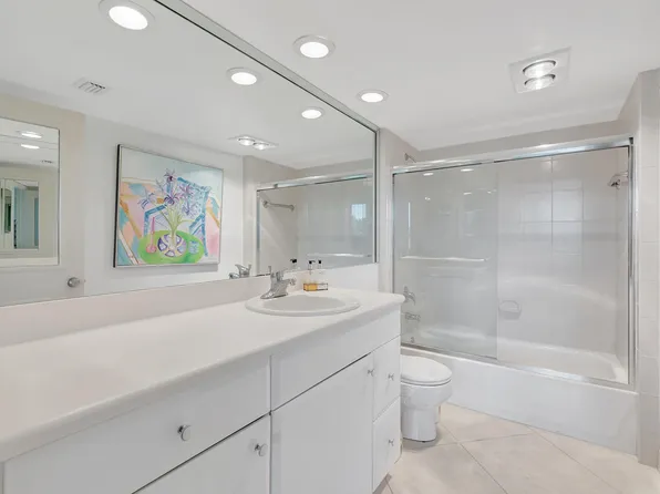 7768 Lakeside Boulevard #511, Boca Raton, FL 33434