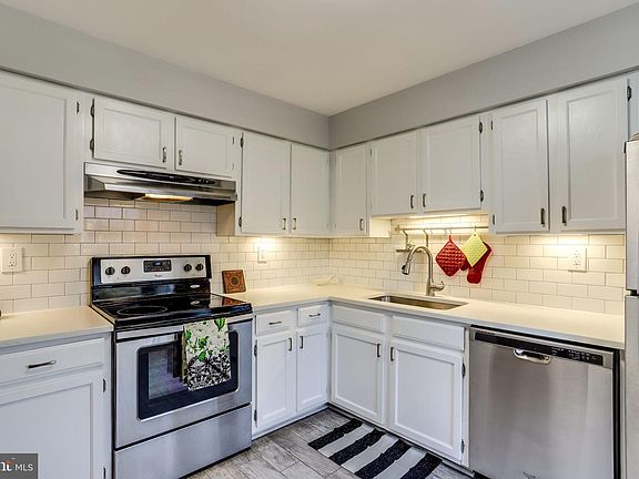 4th image of 5507 Independence Cir