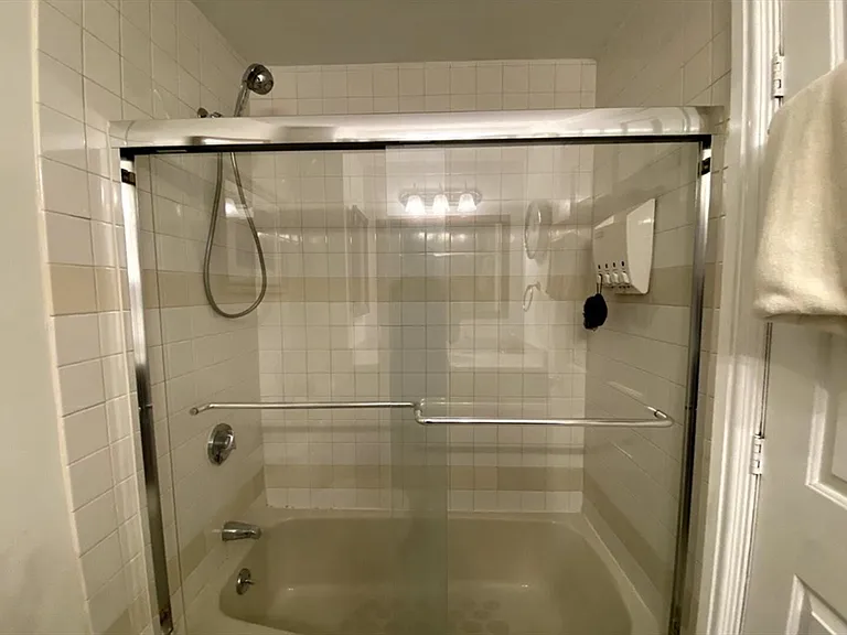 42 W Newton St #424 — Photo 14