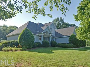 222 Chase Summit Ln, Cornelia, GA 30531