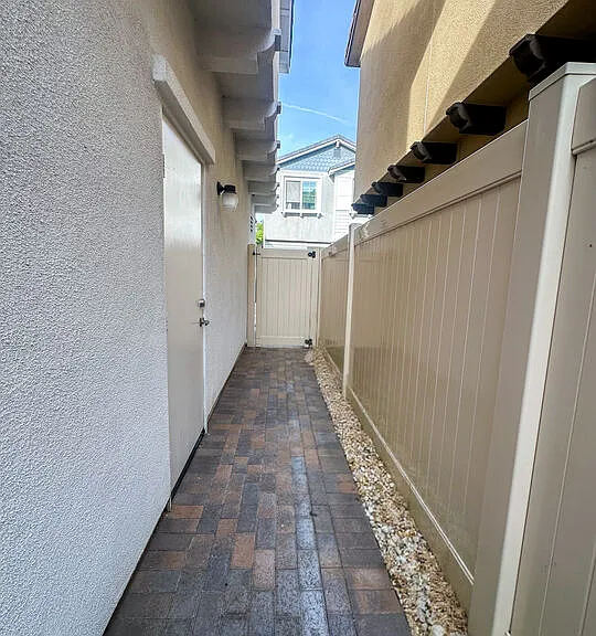15158 W Rachel Ln — Photo 32