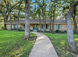 924 Ridgecrest Cir, Denton, TX 76205