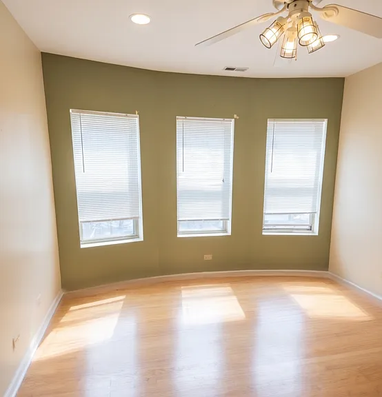 8154 S Drexel Ave #2E — Photo 1