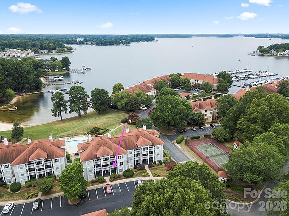 3rd image of 17919 Kings Point Dr APT G