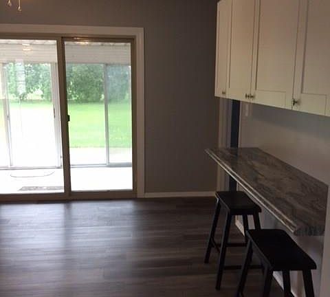 4th image of 524 Thomas Dr