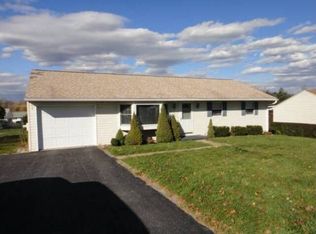 130 Poplar Dr, Salix, PA 15952