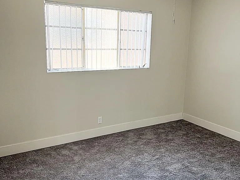 721 Cordova St #9 — Photo 16
